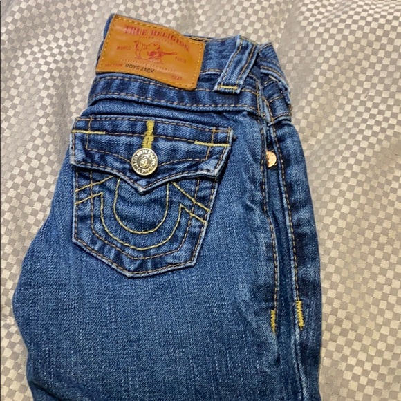 True Religion skinny 👖 - Picture 2 of 3